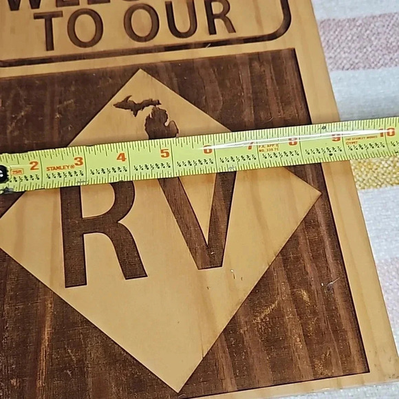 WELCOME TO OUR RV - Picture 4 of 6